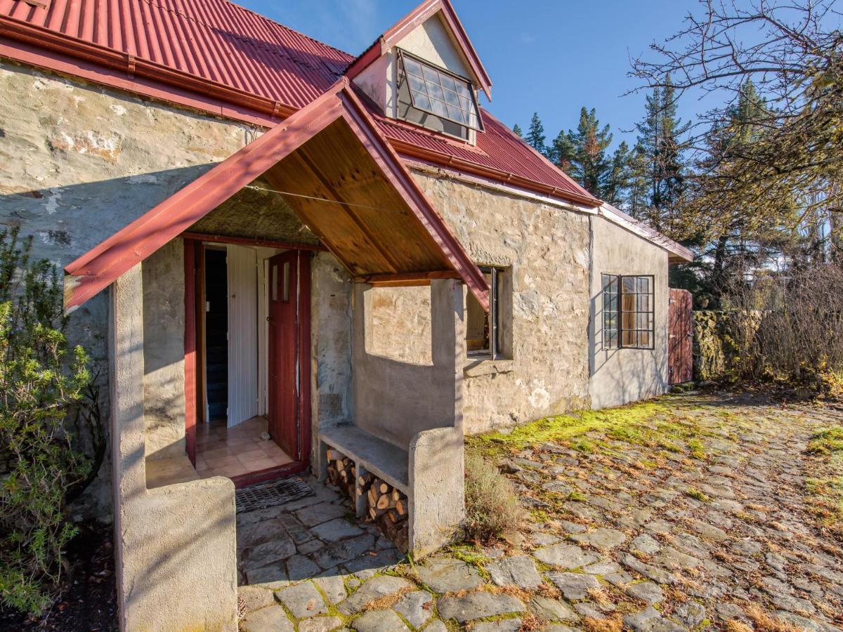Wanaka Stone Cottage - Wanaka Holiday Home Экстерьер фото