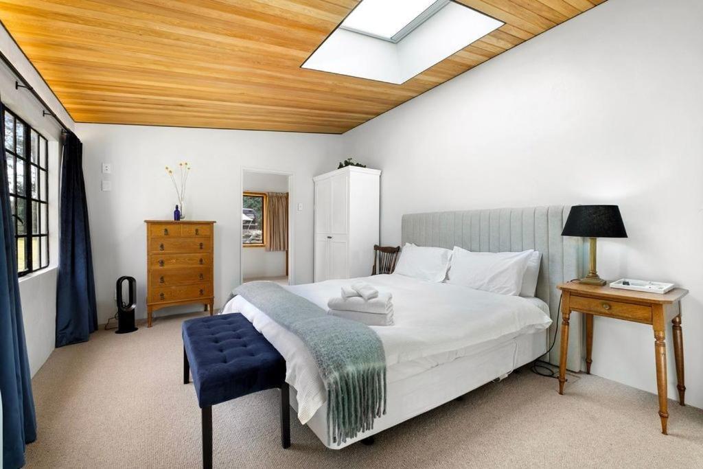 Wanaka Stone Cottage - Wanaka Holiday Home Экстерьер фото